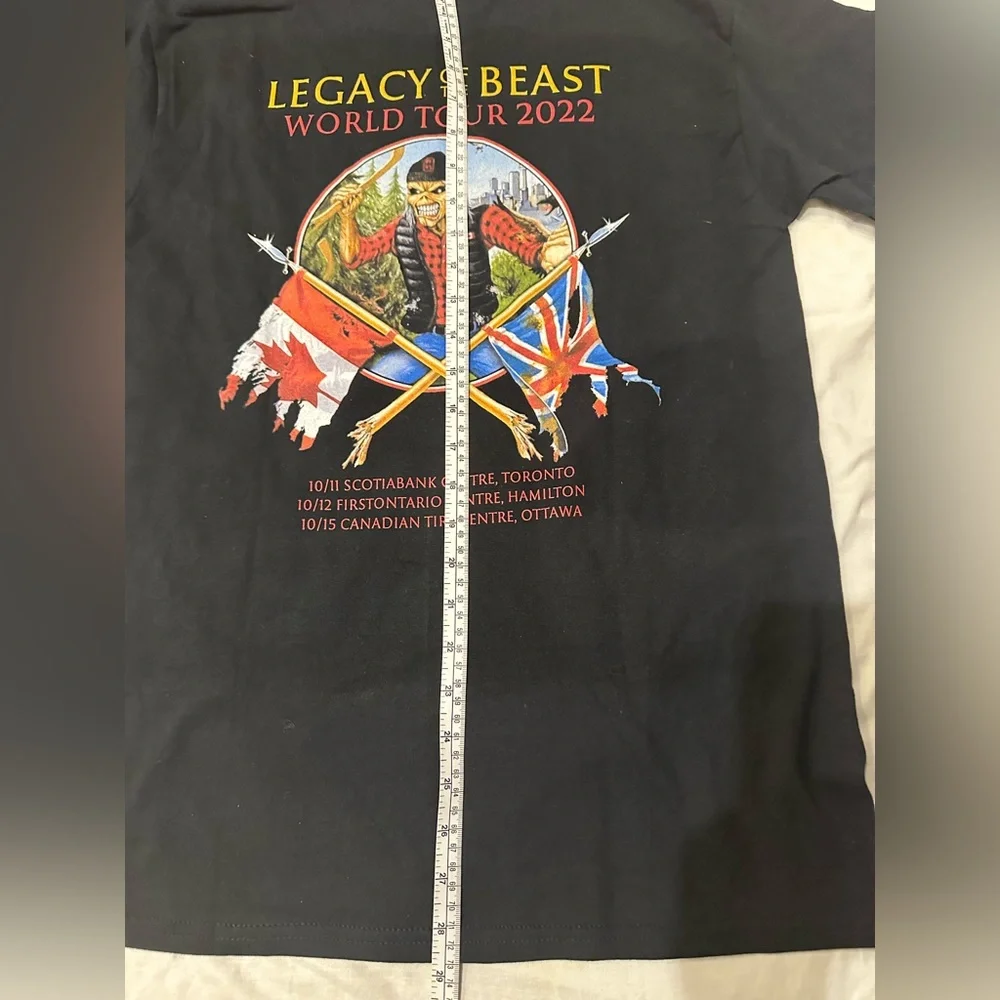 Legacy of the Beast World Tour Iron Maiden 2022 Black T-Shirt Canada Gildan New - Picture 6 of 12